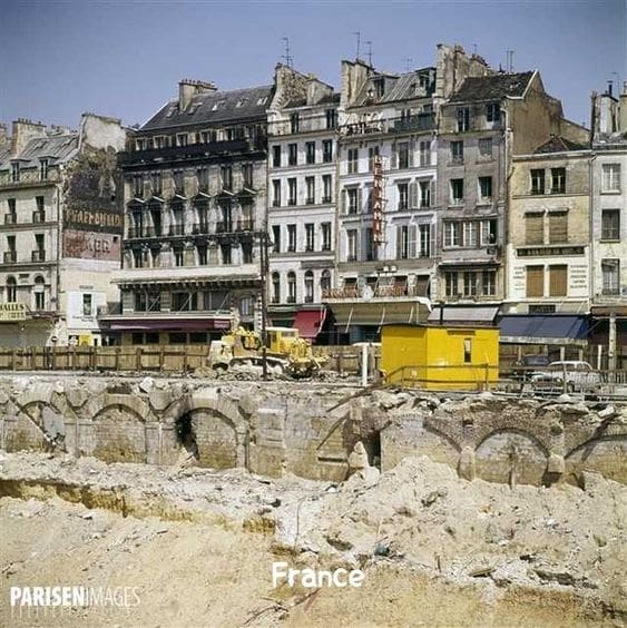 Mudflood and Staged Archeological Sites in Paris